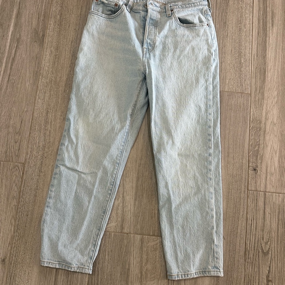 Classic Levi’s 501 Jeans - straight leg - ankle length (26in inseam)